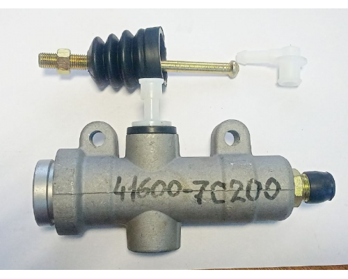 Главный цилиндр сцепления н. HD120-1000, 416007C200 Hyundai Новое