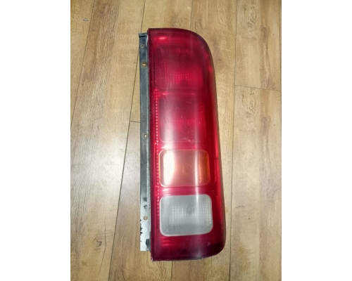 Фонарь задний правый Universe Space, 924028D100 Hyundai Б/у