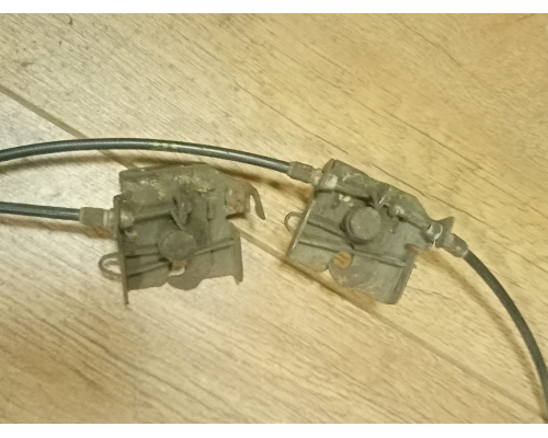 Трос капота с замками HD170-1000, 827807C000 Hyundai Б/у