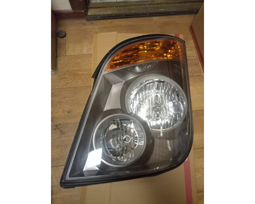 Фара левая н. Universe Space, 921018D200 Hyundai Новое