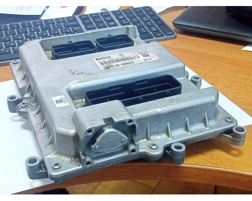 Электронный блок управления двигателем (ЭБУ) Novus DV11, 30061800023 DOOSAN Б/у