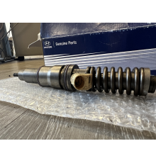Форсунка топливная D6CB 2-х пиновая, 3380084410   Hyundai    Б/у
