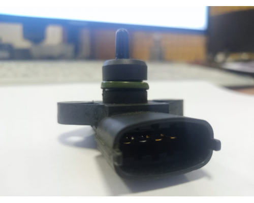 Датчик давления турбонаддува (турбины) HD65-1000, 3930084400 Hyundai Б/у